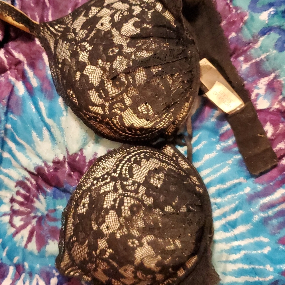 Victoria secret  bombshell bra